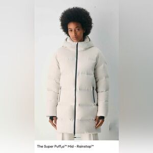 Aritzia the super puff 20 mid rain stop coat jacket nwt size medium